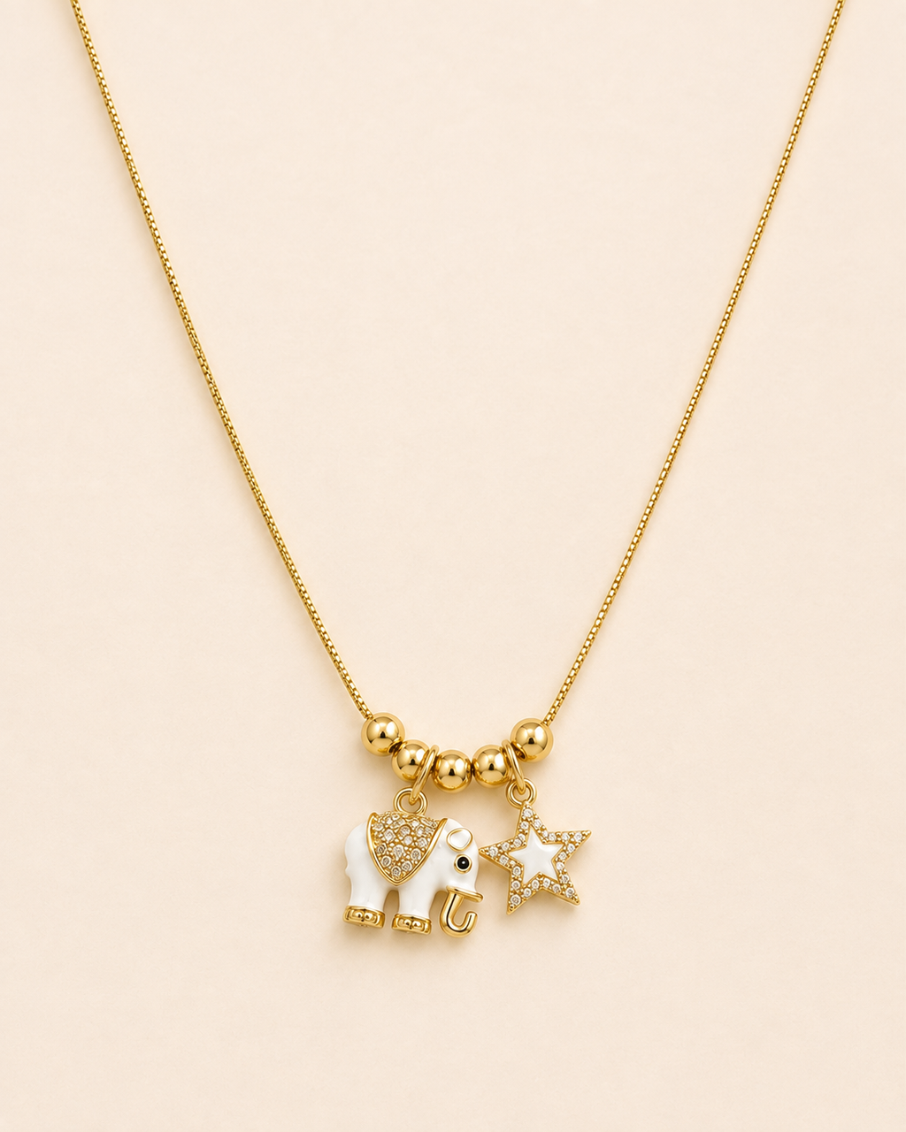 Collar Estela
